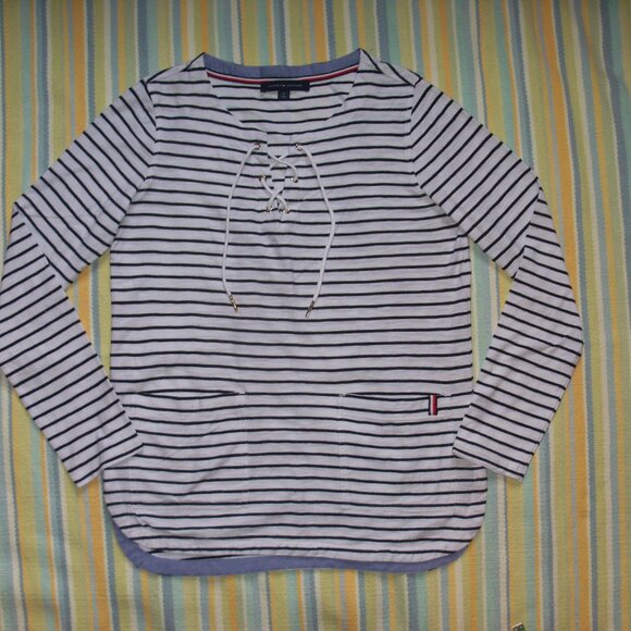 Tommy Hilfiger striped nautical top size Medium  Great condition! - Picture 6 of 12